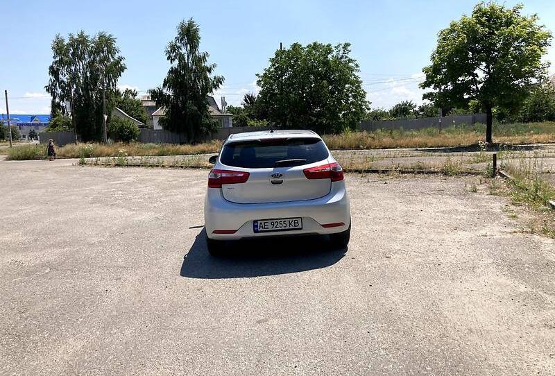 Kia Rio 1.6 AT 2012