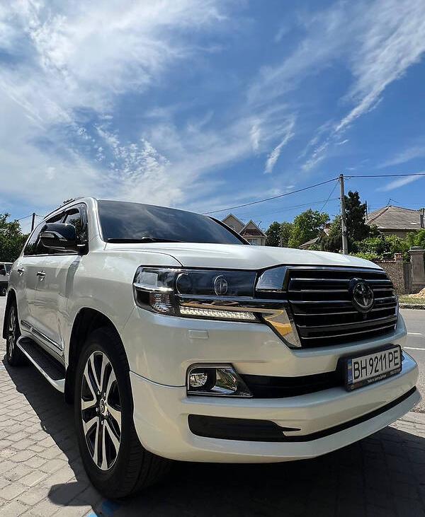 Toyota Land Cruiser 200 Excalibur 2018