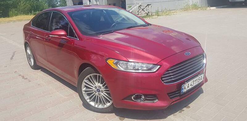 Ford Fusion SE 2015