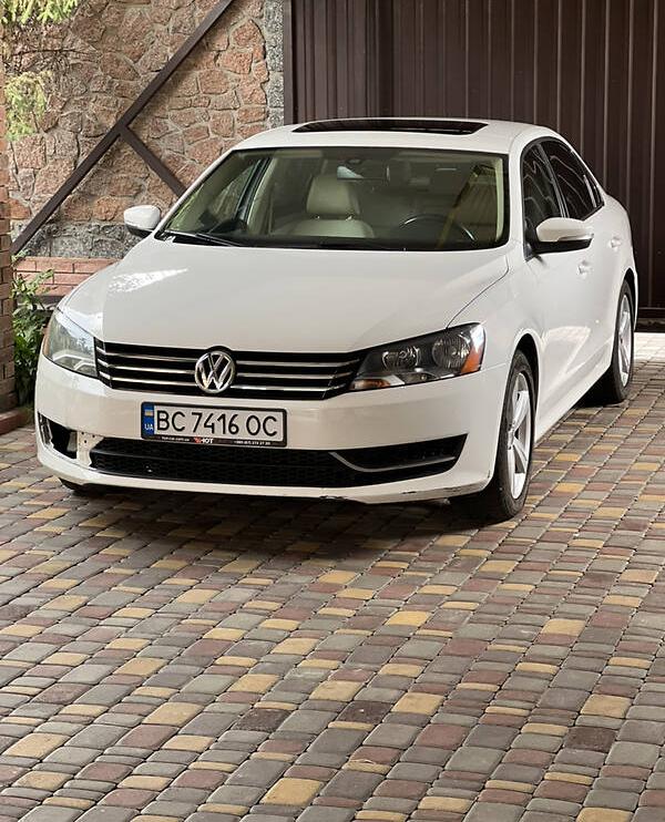 Volkswagen Passat B7 2012