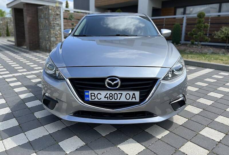 Mazda 3 2016