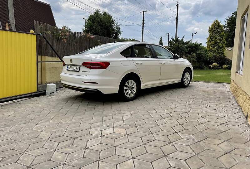 Volkswagen e-Lavida 2019