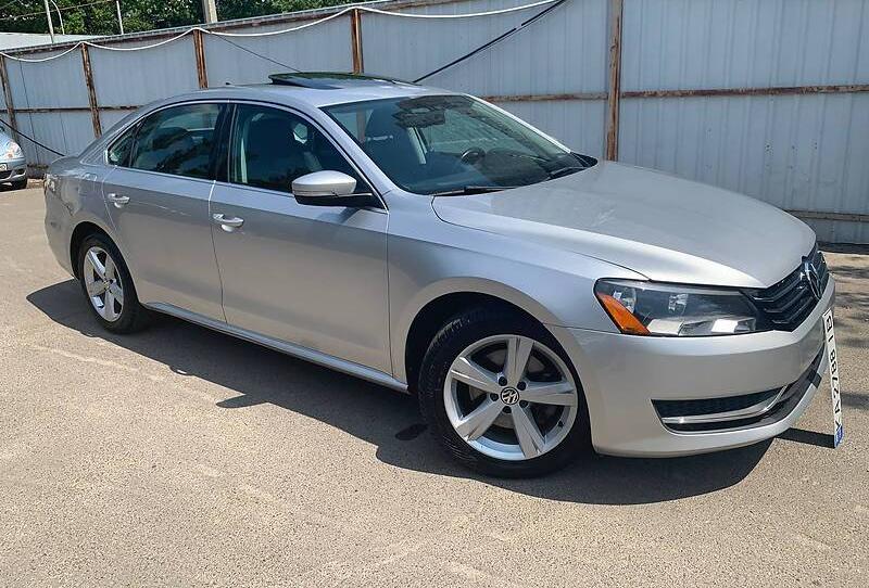 Volkswagen Passat B7 SE 2013