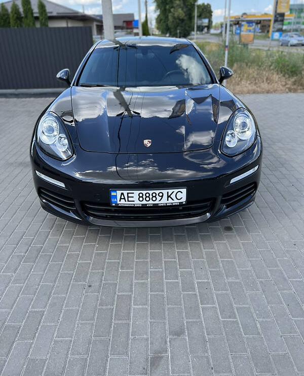 Porsche Panamera 2013