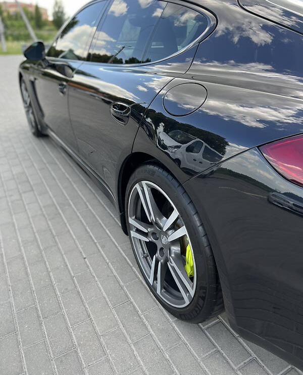 Porsche Panamera 2013