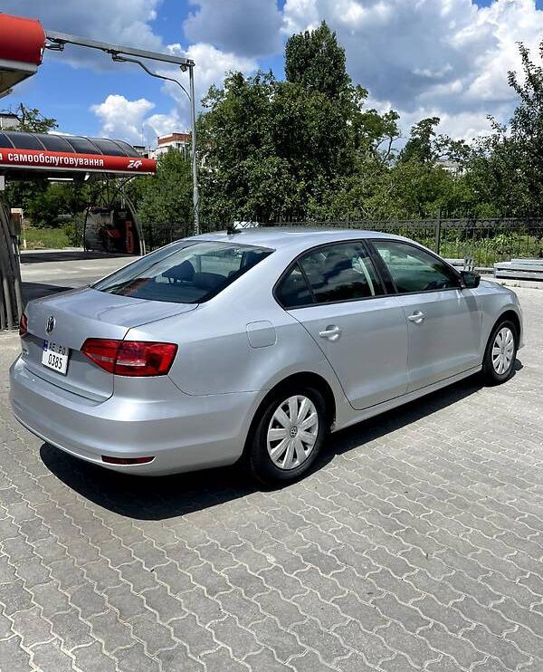 Volkswagen Jetta 2015