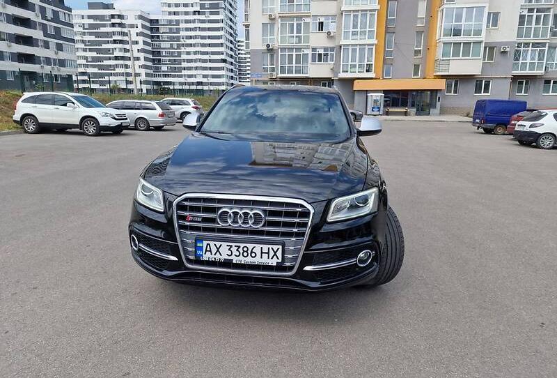 Audi SQ5 2015