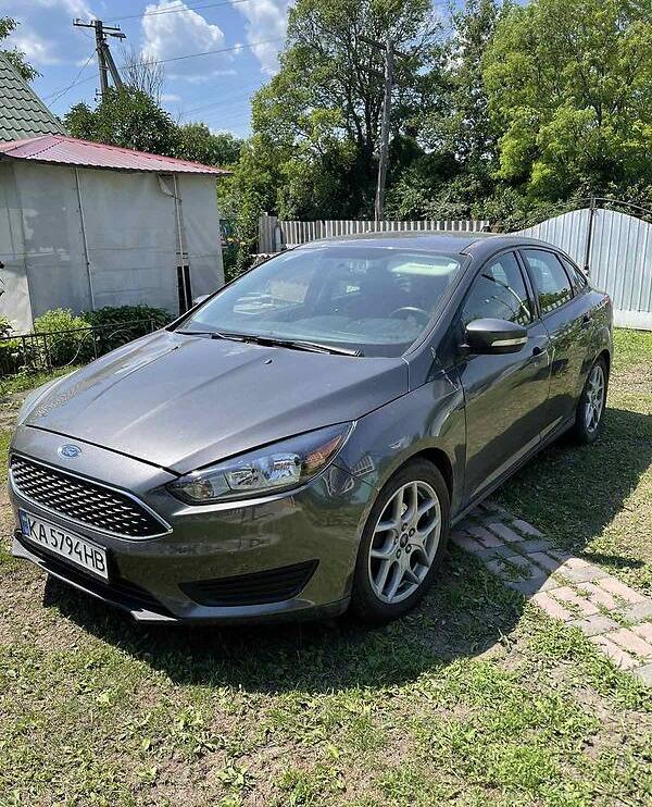Ford Focus SE 2015