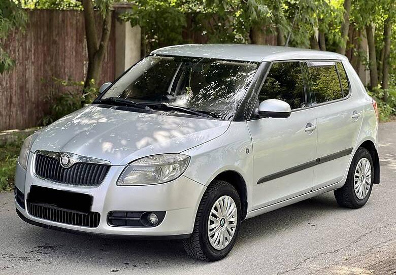 Skoda Fabia O F F I C I A L 2009