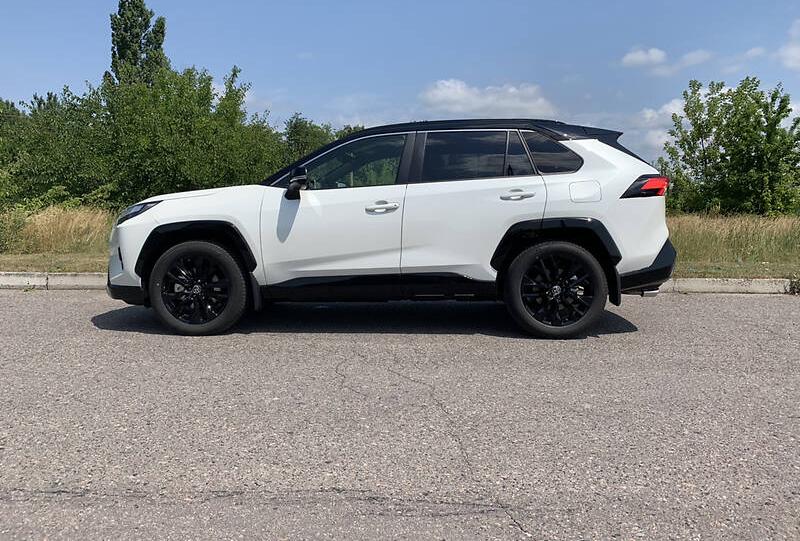 Toyota RAV4 2021