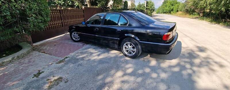 BMW 740 2001