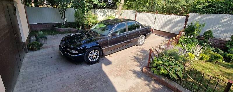 BMW 740 2001
