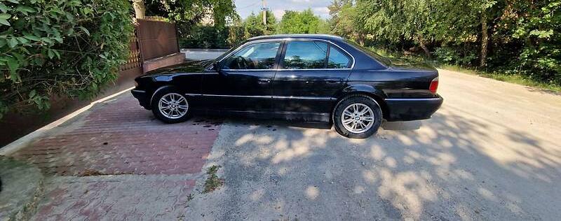 BMW 740 2001