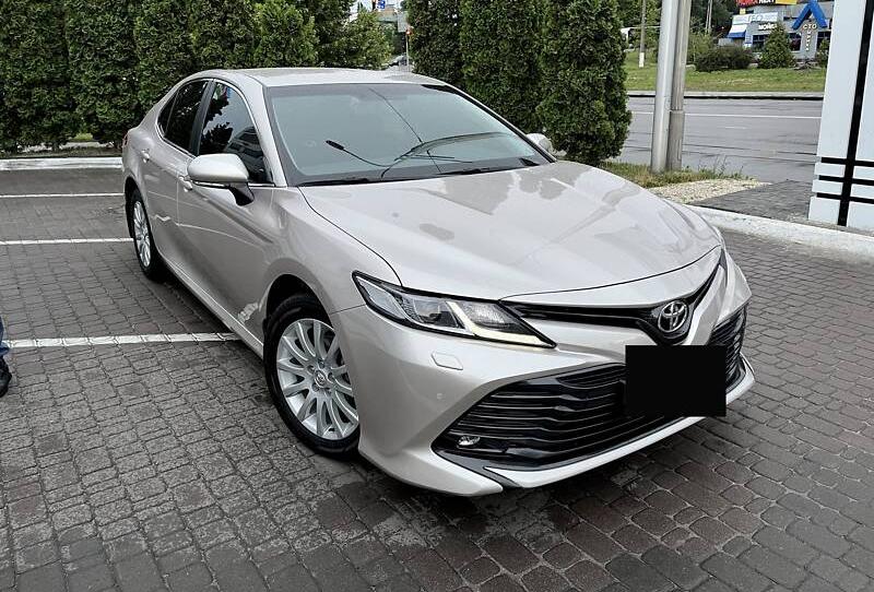 Toyota Camry C O M F O R T  2017