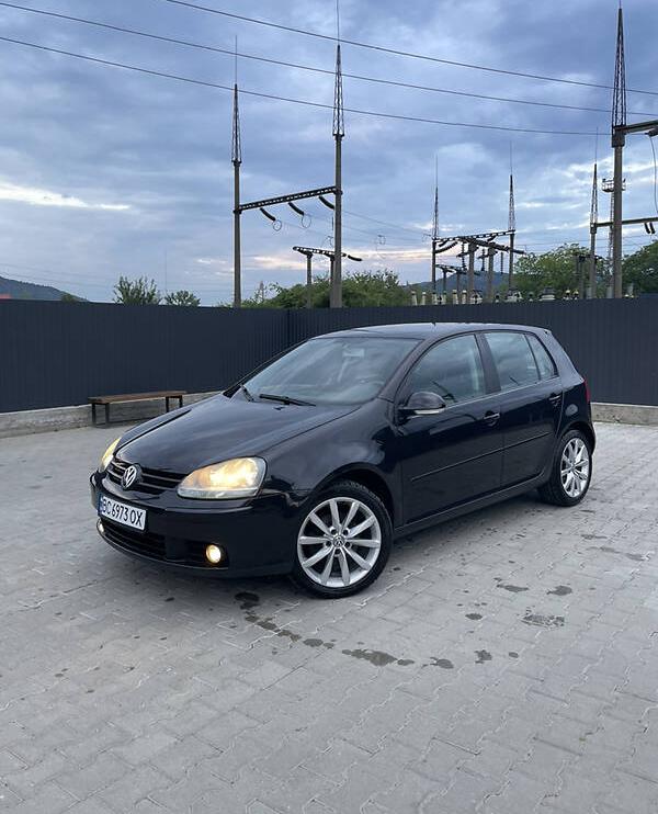 Volkswagen Golf V 2004