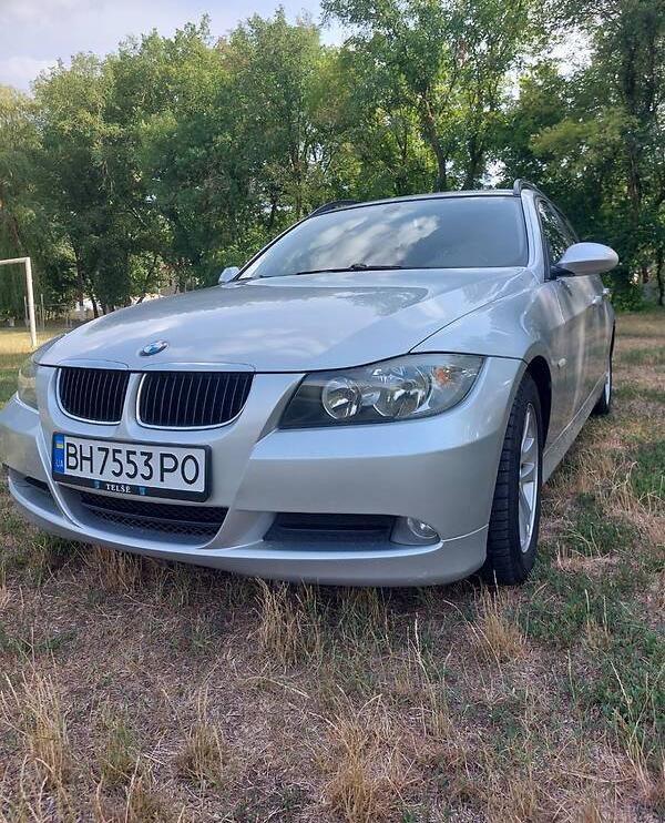 BMW 318 2008