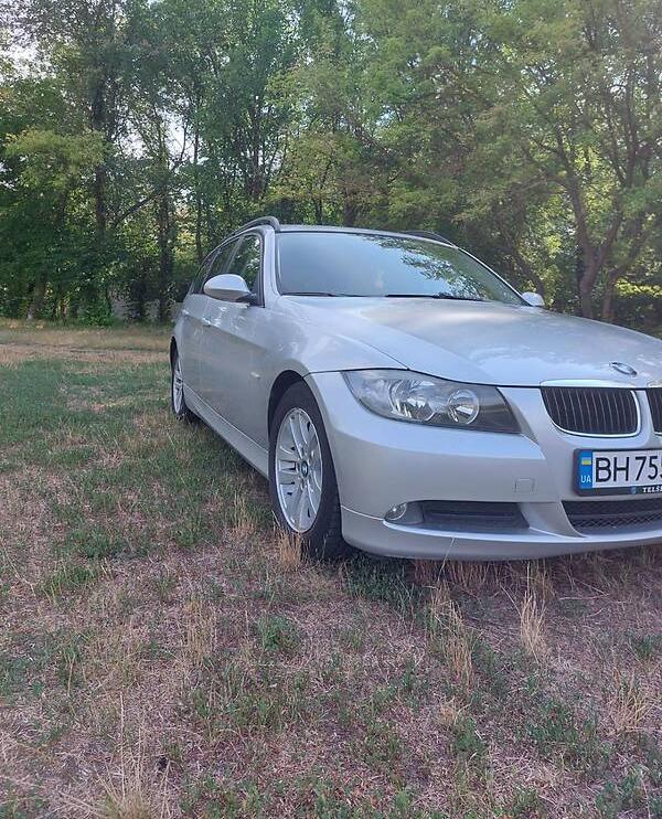 BMW 318 2008