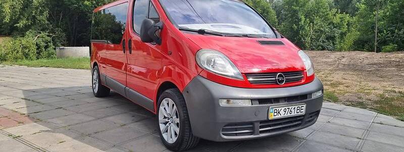 Opel Vivaro пасс. long 2002
