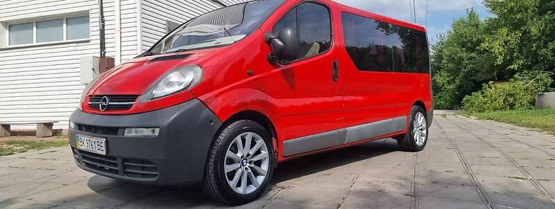 Opel Vivaro пасс. long 2002