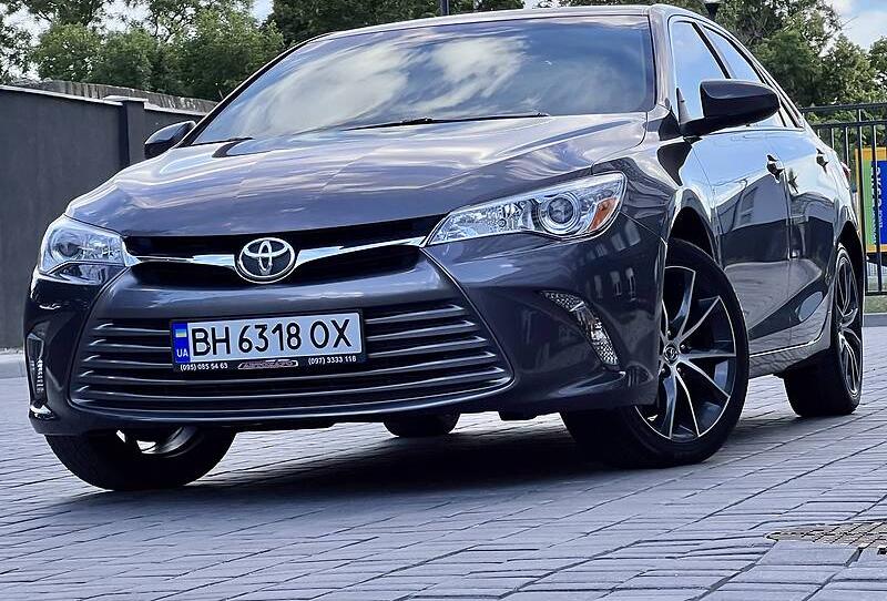Toyota Camry 2017