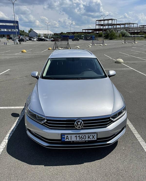 Volkswagen Passat B8 2015