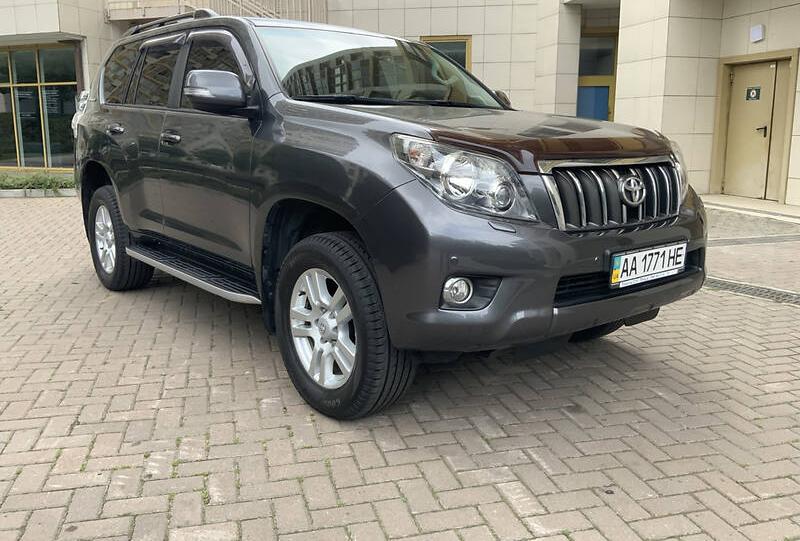 Toyota Land Cruiser Prado 150 60th anniversary  2011