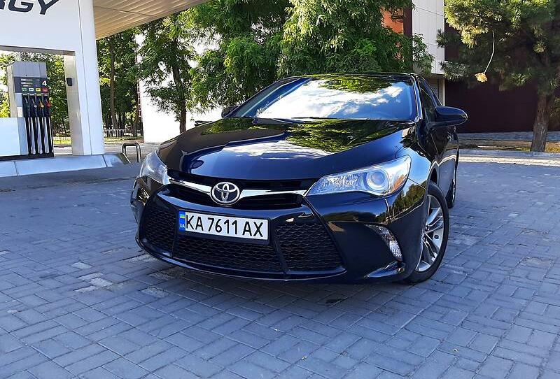 Toyota Camry SE 2015