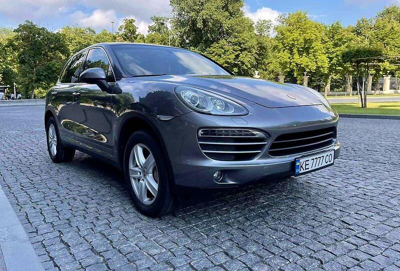 Porsche Cayenne 2012