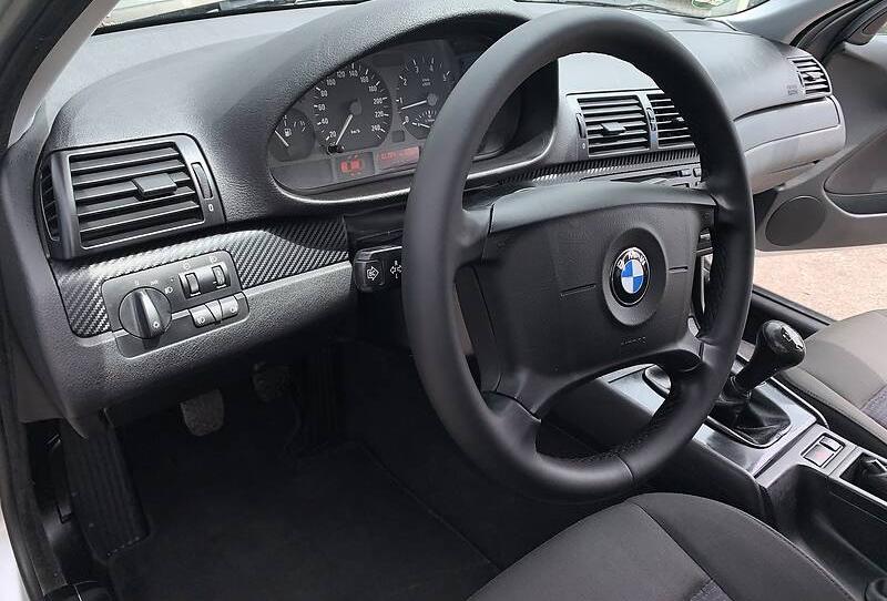BMW 318 2003