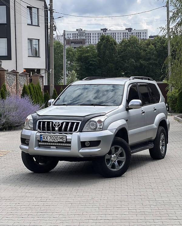Toyota Land Cruiser Prado 120 2006