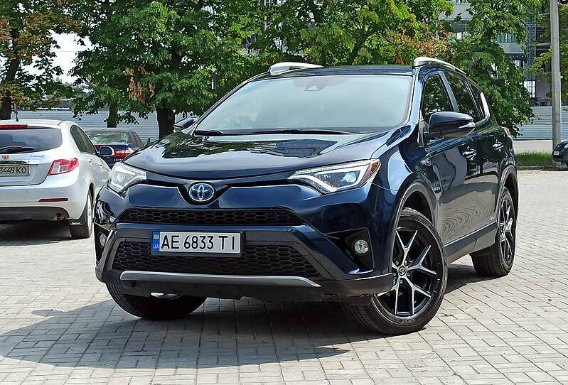 Toyota RAV4 SE 2017