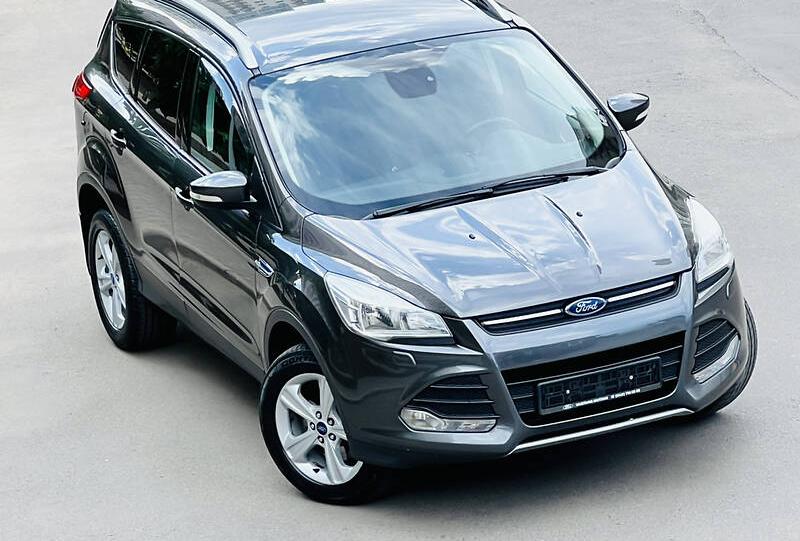 Ford Kuga OFICAL  2017