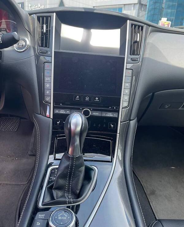 Infiniti Q50 2016