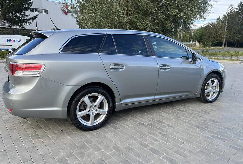 Toyota Avensis 130kw 2009