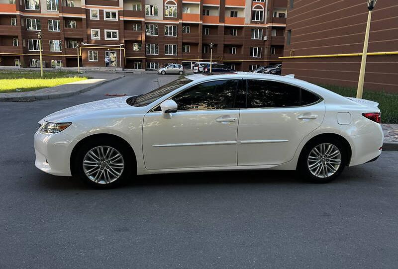 Lexus ES 350 2015