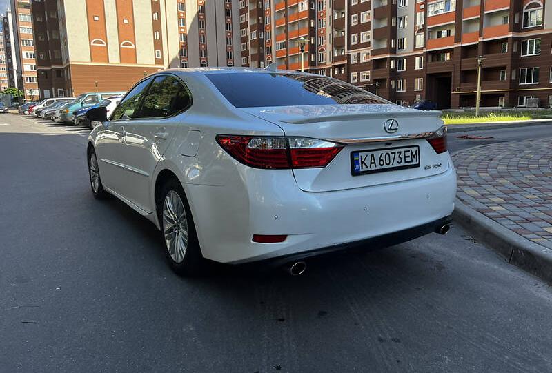 Lexus ES 350 2015