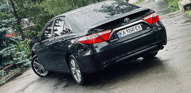 Toyota Camry 2016