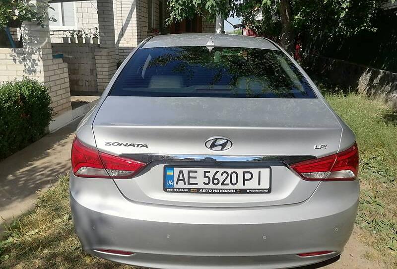 Hyundai Sonata 2012