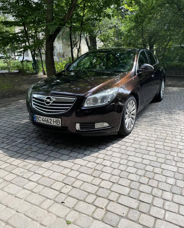 Opel Insignia cosmo 2011