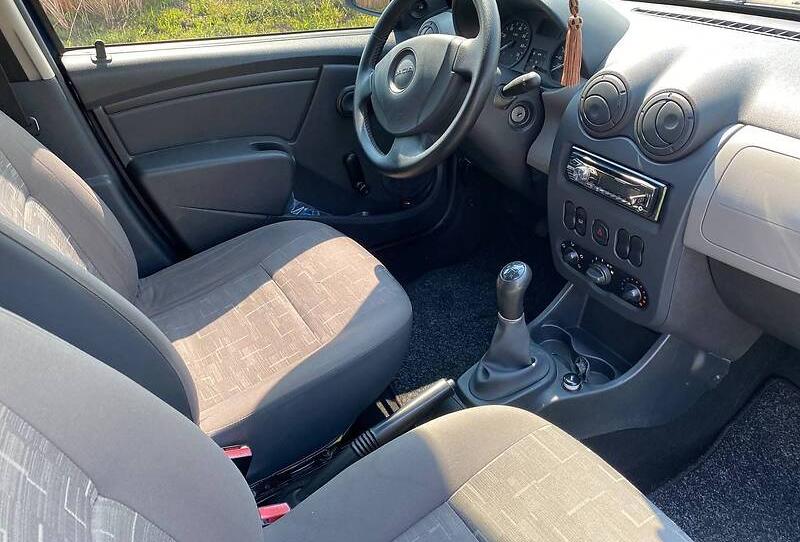 Dacia Sandero 2010