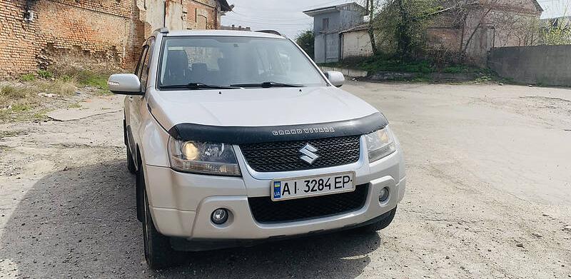 Suzuki Grand Vitara   2008