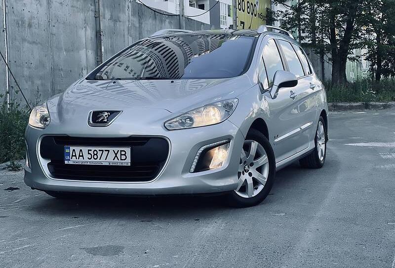 Peugeot 308 SW 2013