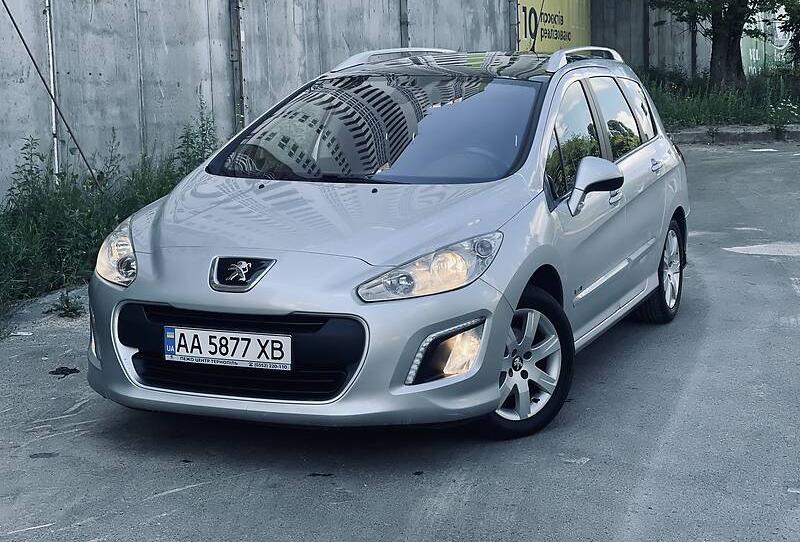 Peugeot 308 SW 2013