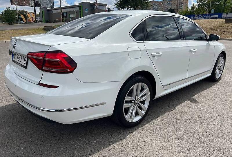 Volkswagen Passat B7 SE Plus Technology 2017