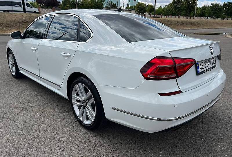 Volkswagen Passat B7 SE Plus Technology 2017