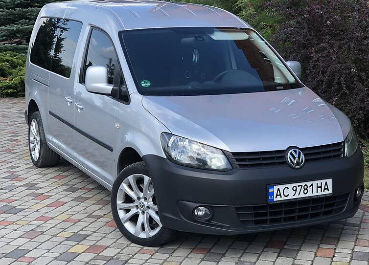 Volkswagen Caddy пасс. 2.0 TDI Maxi 2012
