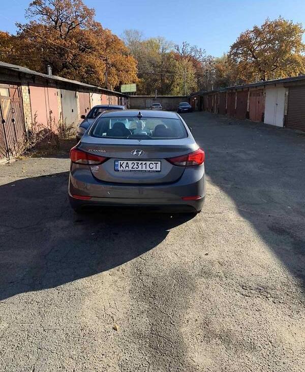 Hyundai Elantra SE 2014