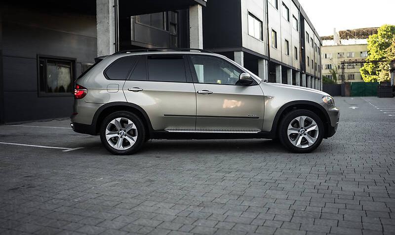 BMW X5 2011