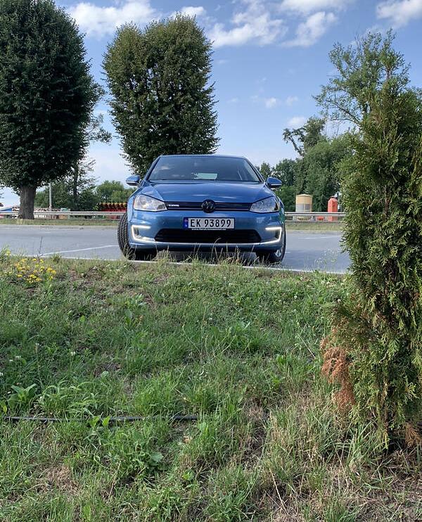 Volkswagen e-Golf 2015