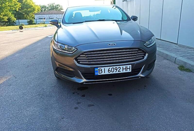 Ford Fusion SE 2013